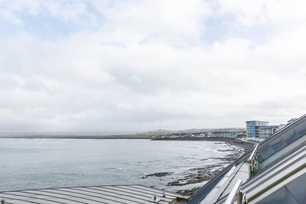 Apartment 25 ~ Nassu Court Westward Ho!  Exterior photo