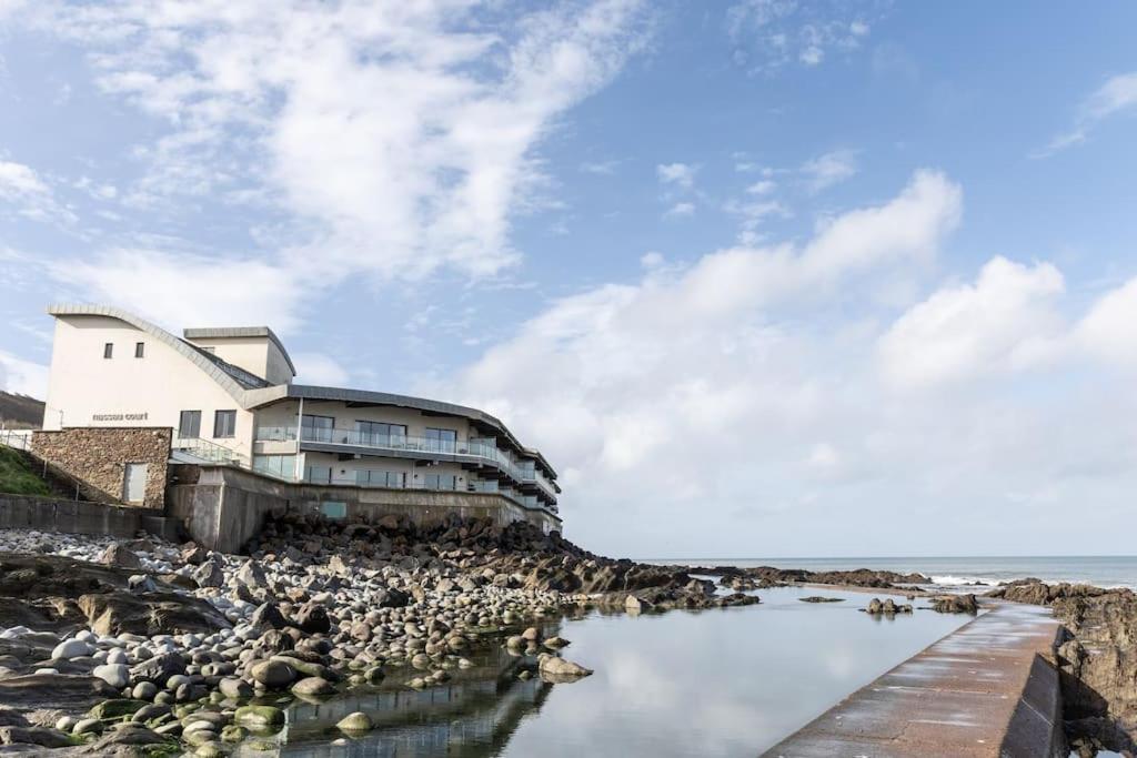 Apartment 25 ~ Nassu Court Westward Ho!  Exterior photo
